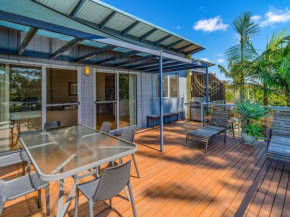 Angourie Blue 8, Yamba